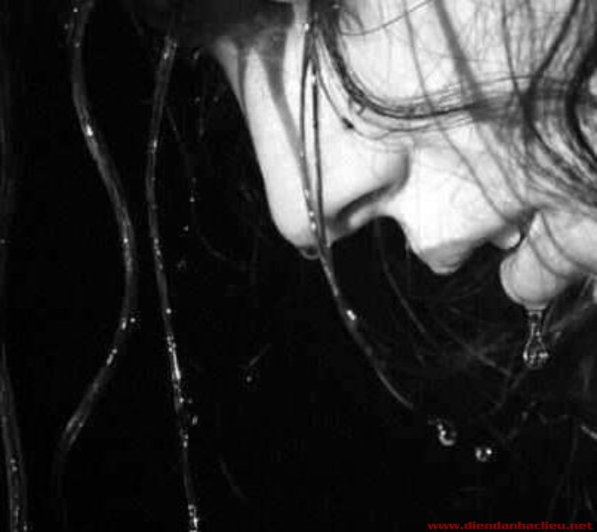 Hình ảnh buồn khóc | VFO.VN
