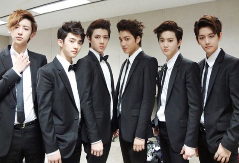 Top 5 nhóm nhạc nam Hàn Quốc quyền lực trong tháng 9