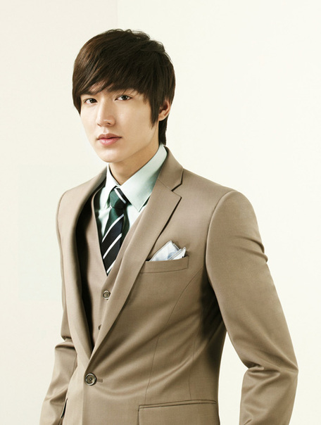 hinh-lee-min-ho-11.jpg