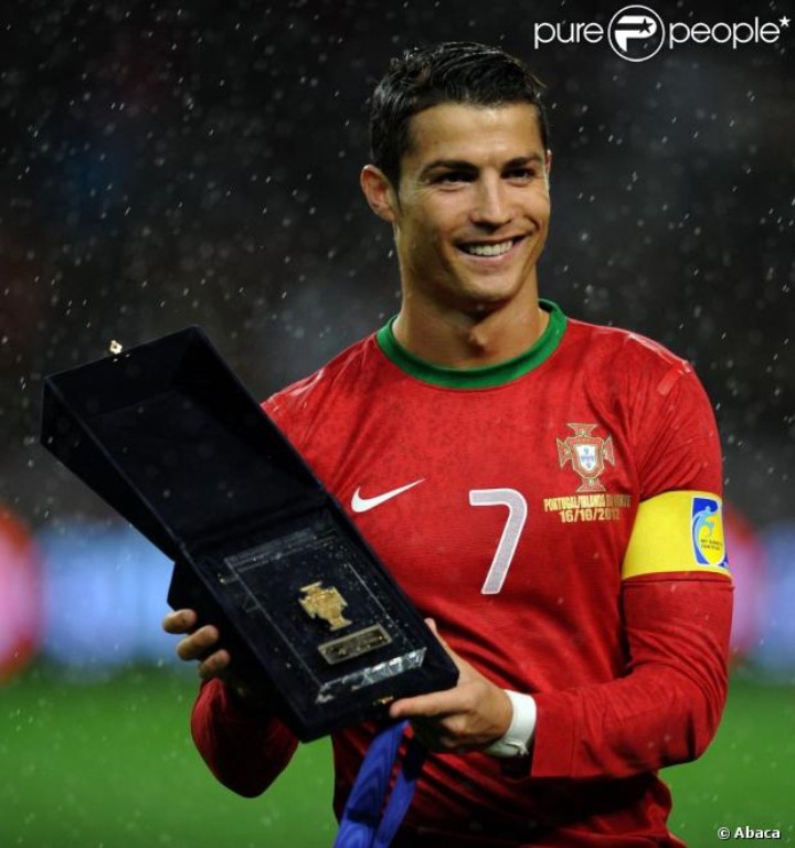 hinh-anh-ronaldo-11.jpg