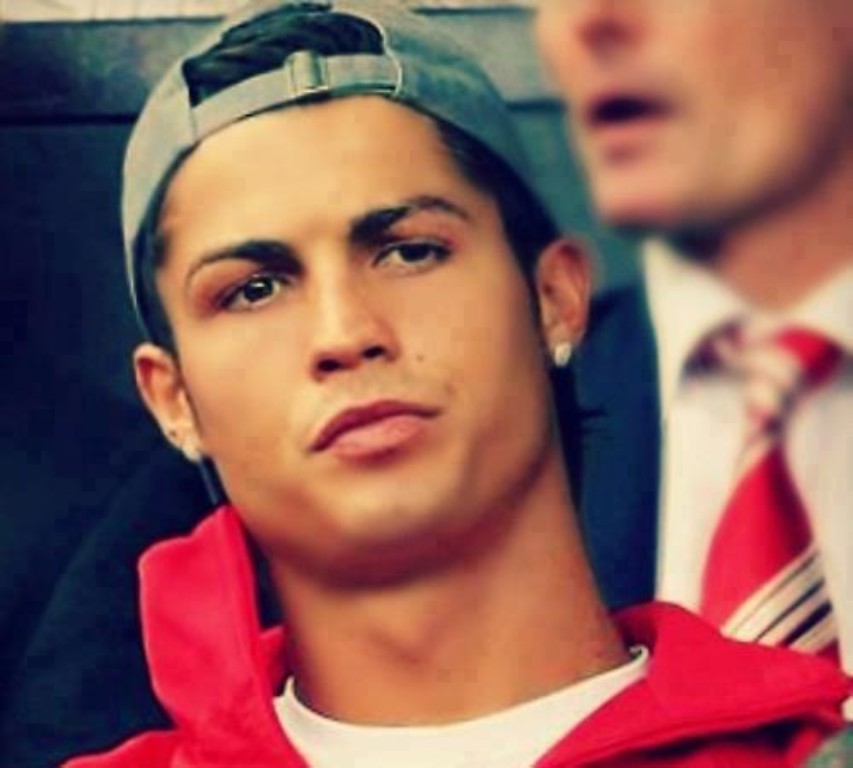 hinh-ronaldo-4.jpg