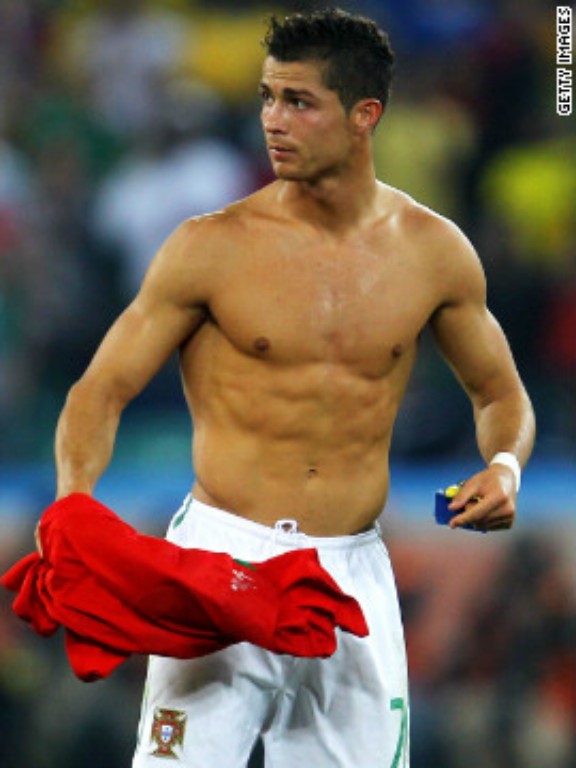 hinh-ronaldo-8.jpg