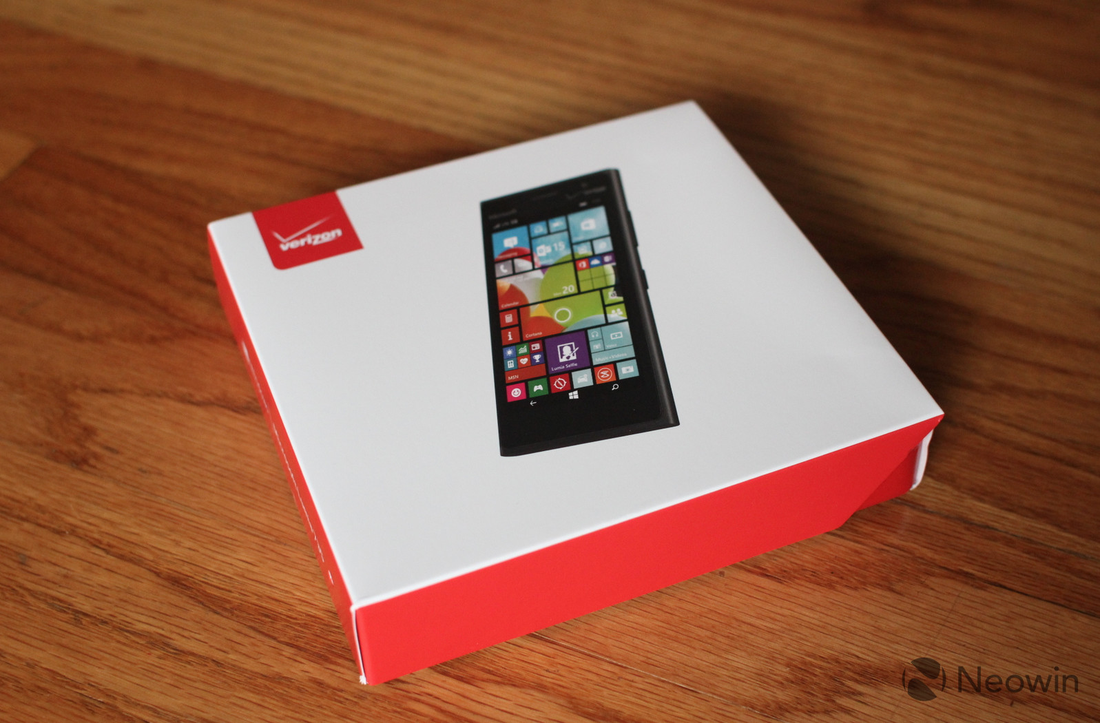 lumia-735-3.jpg