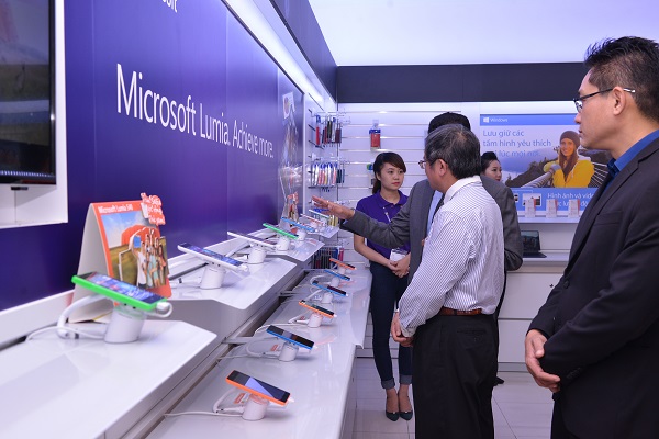 microsoft-store-mo-chi-nhanh.jpg