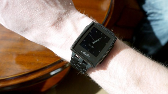 9-pebble-smartwatch-steel.jpg