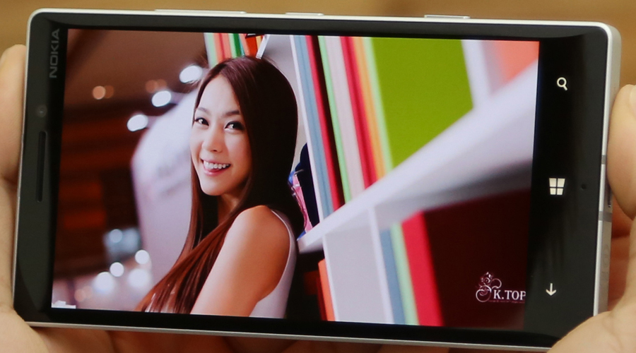 9-trieu-nen-mua-dien-thoai-nao-nokia-lumia-930.jpg