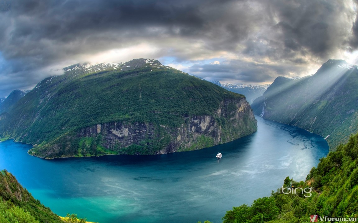 geirangerfjord-1920x1200.jpg