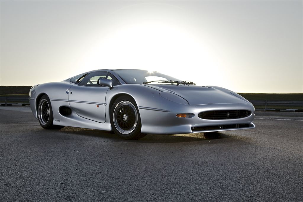 xe-hoi-nhanh-nhat-the-gioi-jaguar-xj220-1-2.jpg