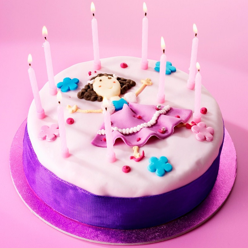 Bánh sinh nhật cho bé gái dễ thương 1 2 tuổi 