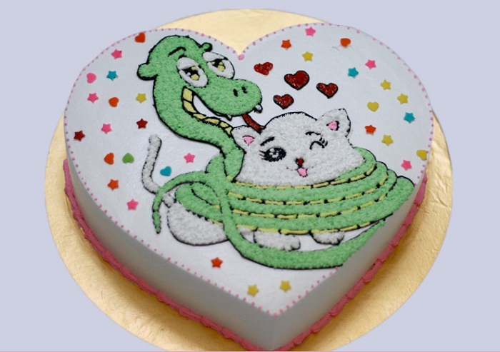 Hướng dẫn cách Bánh kem vẽ hình con rắn trang trí bánh sinh nhật tiệc táo  bạo