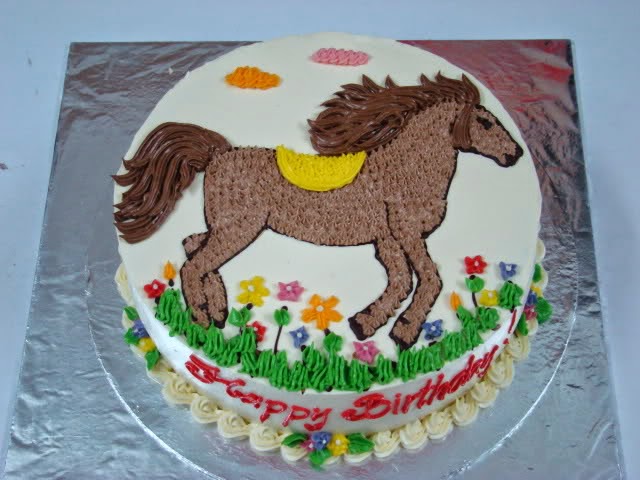 BCG127 510K - Bánh sinh nhật tuổi Ngọ, Bánh kem hình con Ngựa