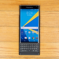 blackberry-priv-sells-out-at-walmart-sends-blackberry-shares-soaring.jpg