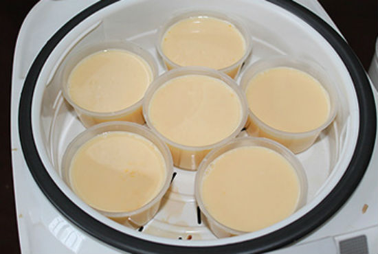 cach-lam-banh-flan-ngon-11.jpg