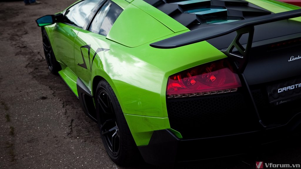 hinh-nen-lamborghini-dep-18.jpg