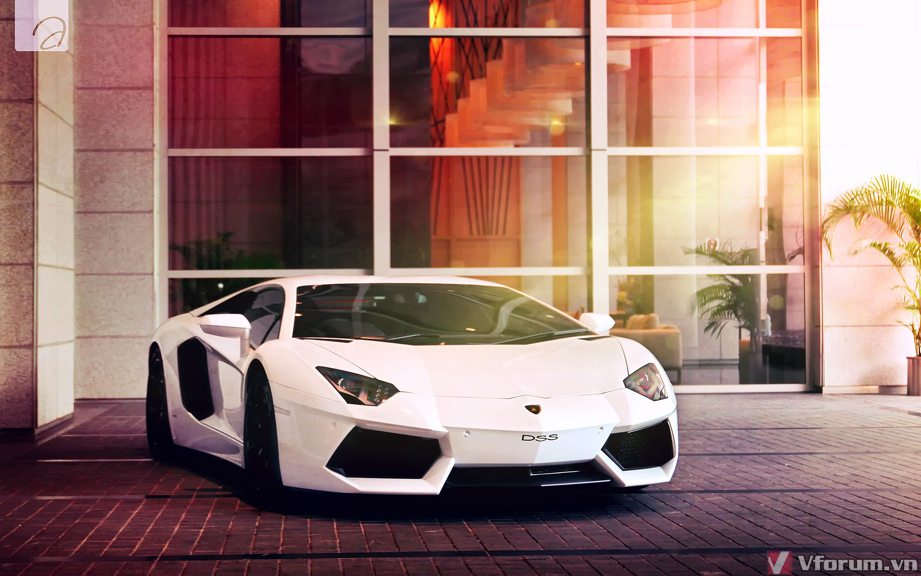 hinh-nen-lamborhini-aventador-11.jpg