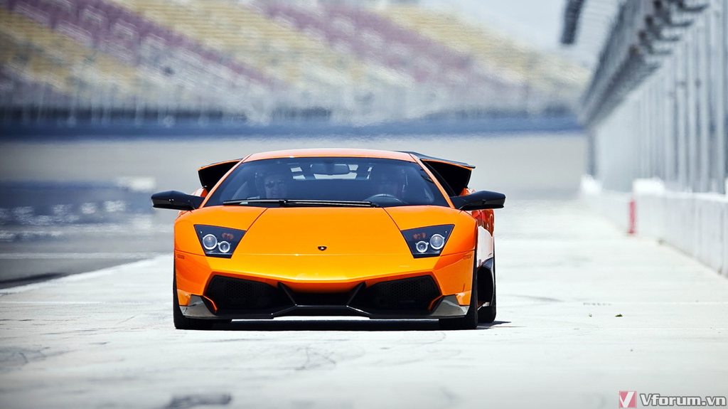 lamborhini-aventador-1.jpg