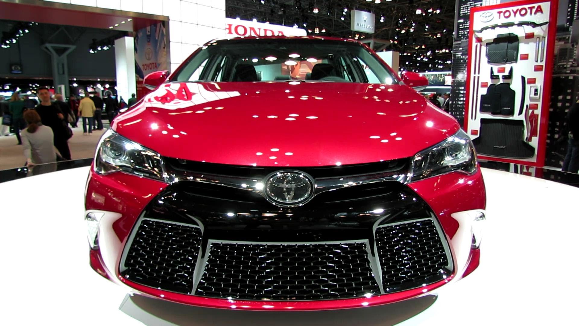 toyota-camry-2015(1).jpg