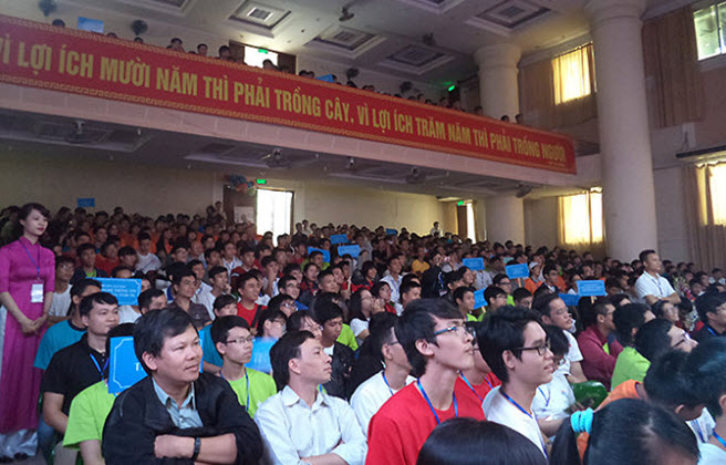 cao-dang-cong-thuong-tphcm(4).jpg