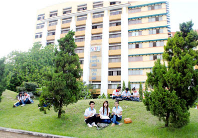 dai-hoc-cong-nghe-sai-gon(1).jpg