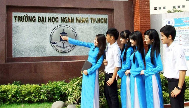 dai-hoc-ngan-hang-tphcm(2).jpg