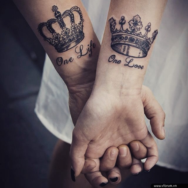 35 hình xăm King Queen cực đẹp cho các cặp đôi  Matching tattoos Matching  couple tattoos Relationship tattoos