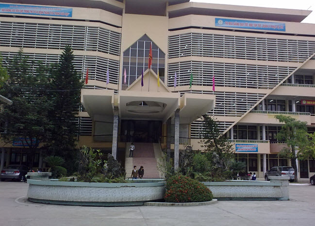 hoc-vien-tai-chinh.jpg