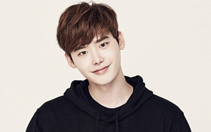 lee-jong-suk-1454104525-af-org.jpg