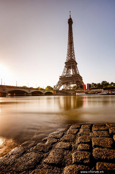 Tháp Eiffel Mùa thu 4K tải xuống hình nền