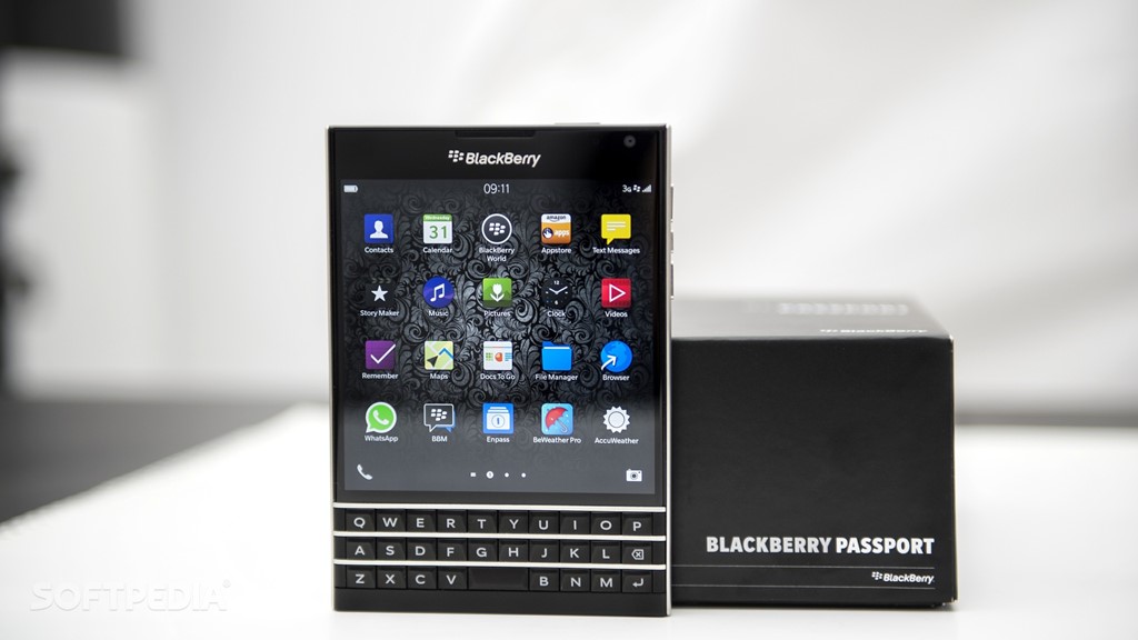 blackberry-passport-01.jpg