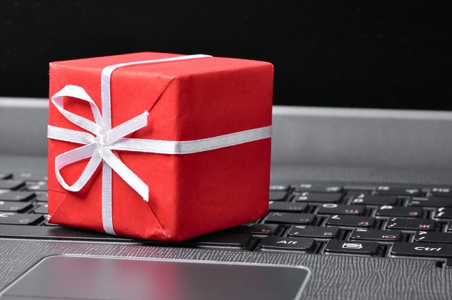 0-tech-gift.jpg