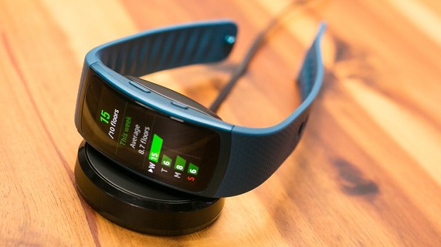 41-samsung-gear-fit2.jpg
