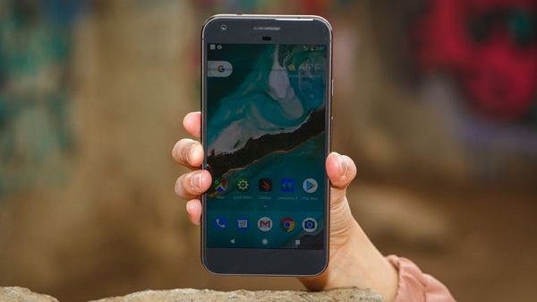 8-google-pixel-xl.jpg