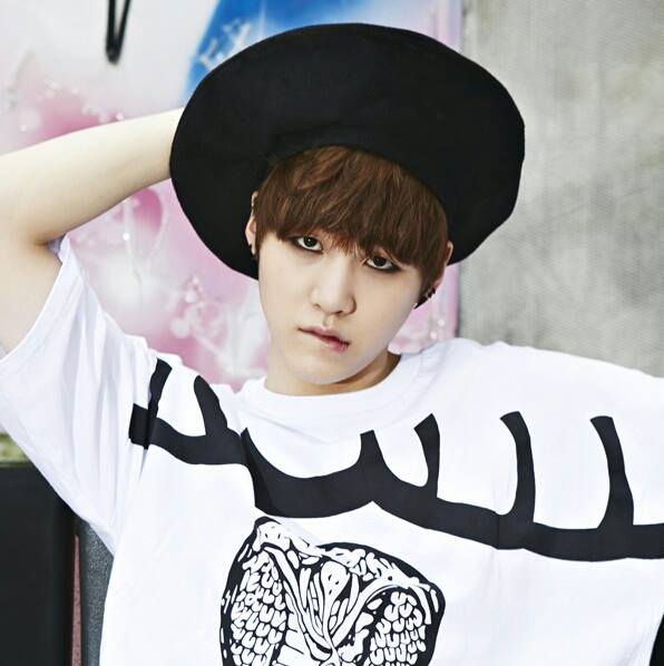 hinh-anh-hinh-nen-suga-bts-dep-nhat-26.jpg