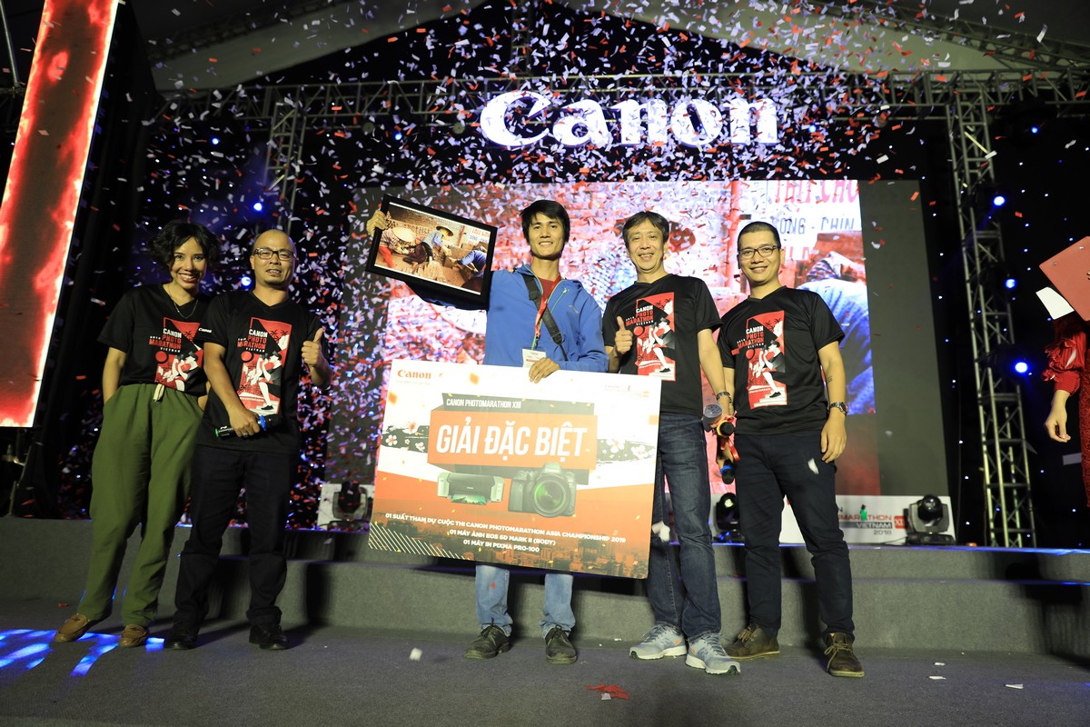 181027-canon-photomarathon-hanoi-2018-21.jpg