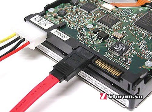 o-cung-3.5-inch-co-pata-va-sata.jpg