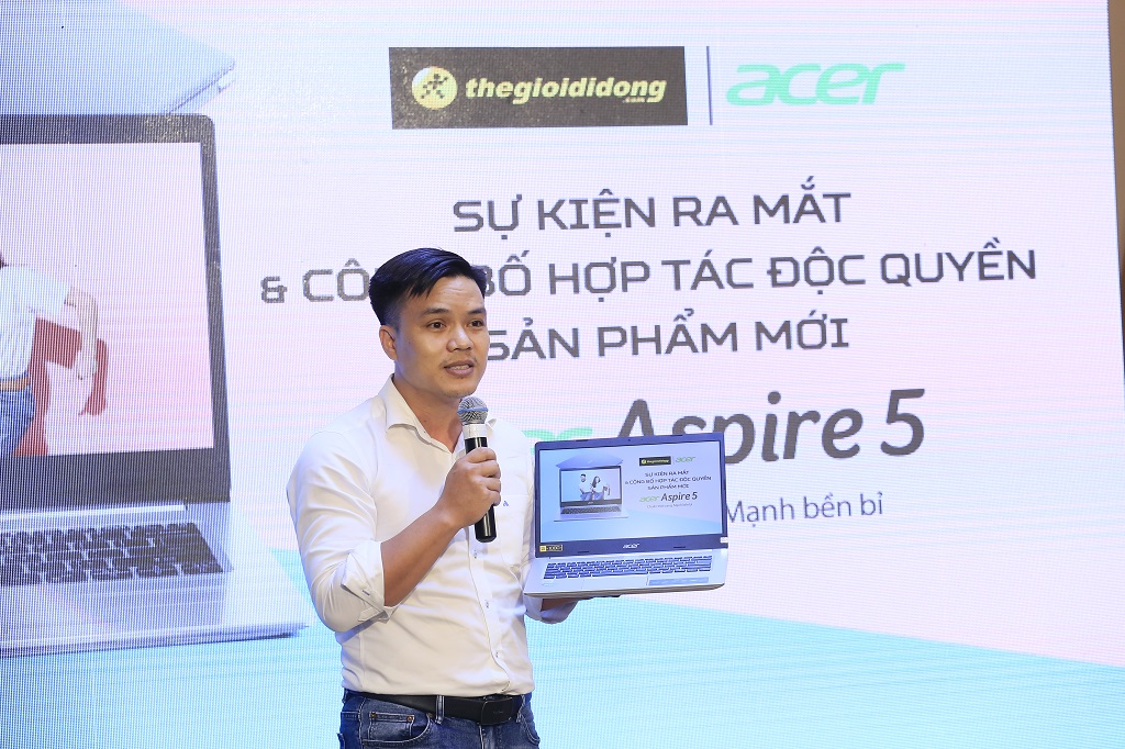 mr.-nguyen-gia-hoang-giam-doc-kinh-doanh-toan-quoc-mang-ban-le-acer-viet-nam-2.jpg